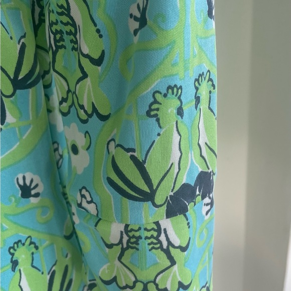 Lilly Pulitzer Silk Knit Dress with Cockatoos Size 2 - Picture 4 of 9